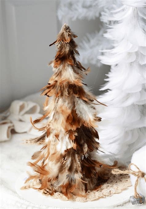 christmas tree decorations feathers